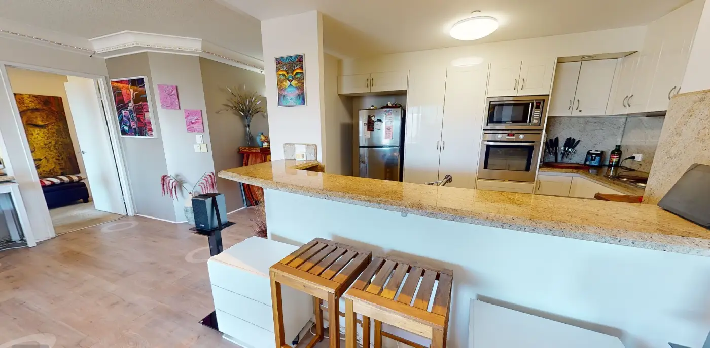 apartment-for-sale-surfers-paradise