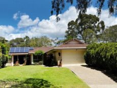 15 Goldvilla Drive Elanora QLD 4221 property
